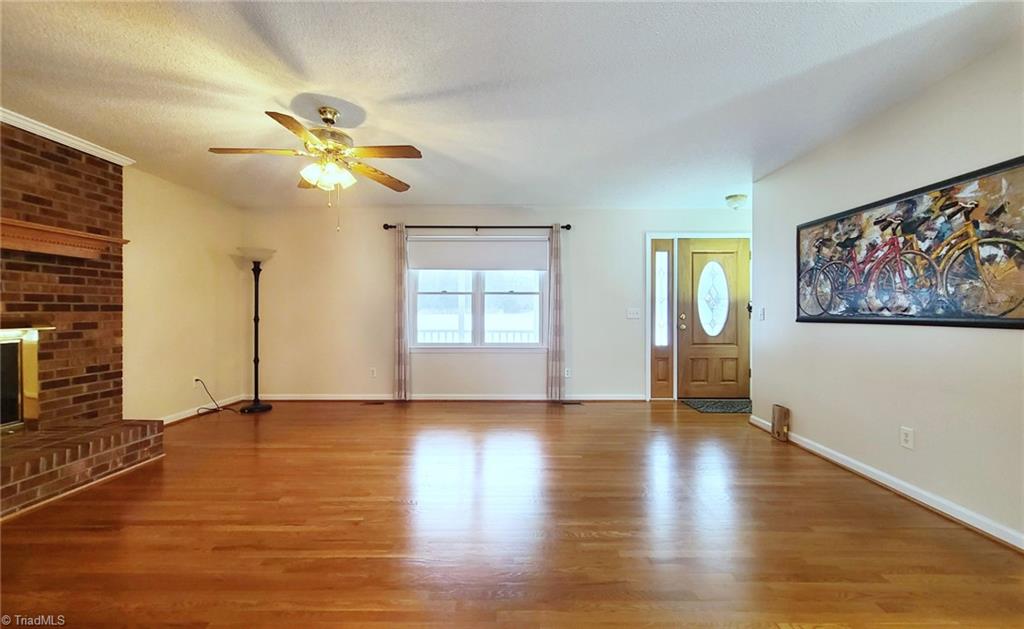 2301 Griffith Road Property Photo 5