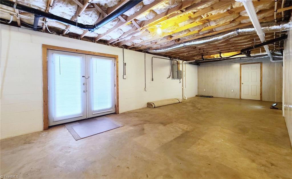 2301 Griffith Road Property Photo 37