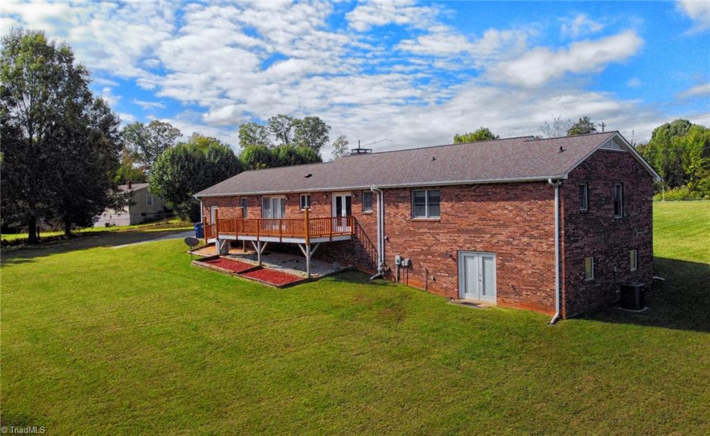 2301 Griffith Road Property Photo 38