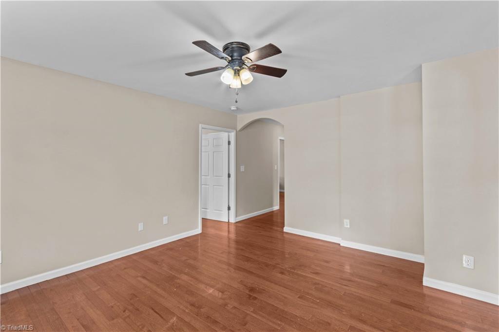 106 Emlee Street Property Photo 9