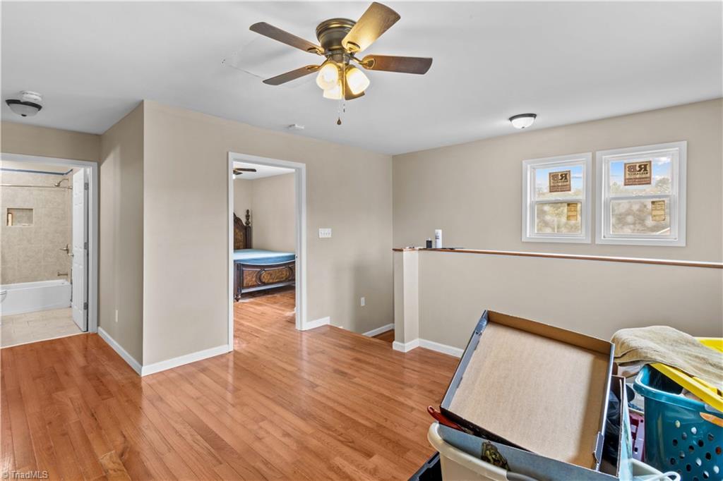 106 Emlee Street Property Photo 24