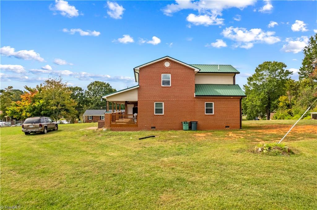106 Emlee Street Property Photo 33