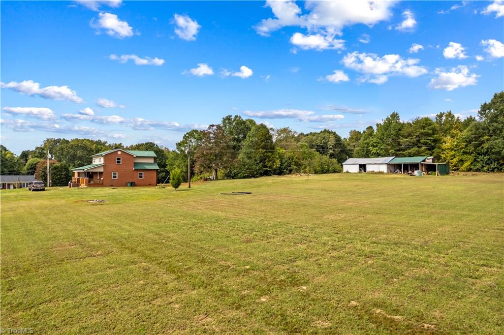106 Emlee Street Property Photo 34