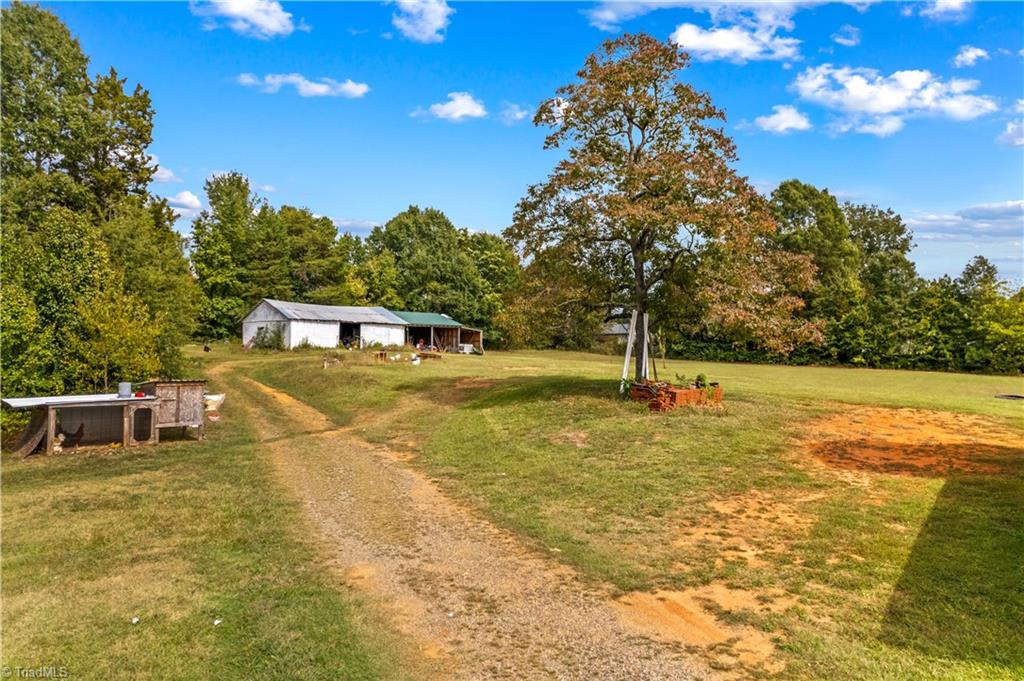 106 Emlee Street Property Photo 40