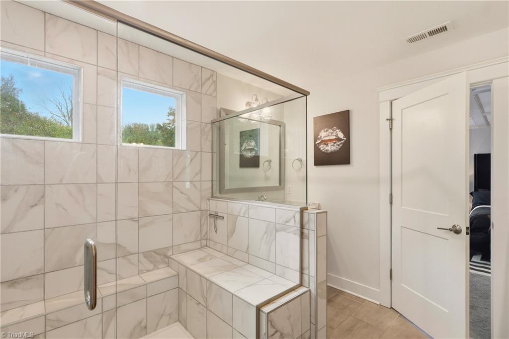 1405 Regal View Drive Property Photo 23