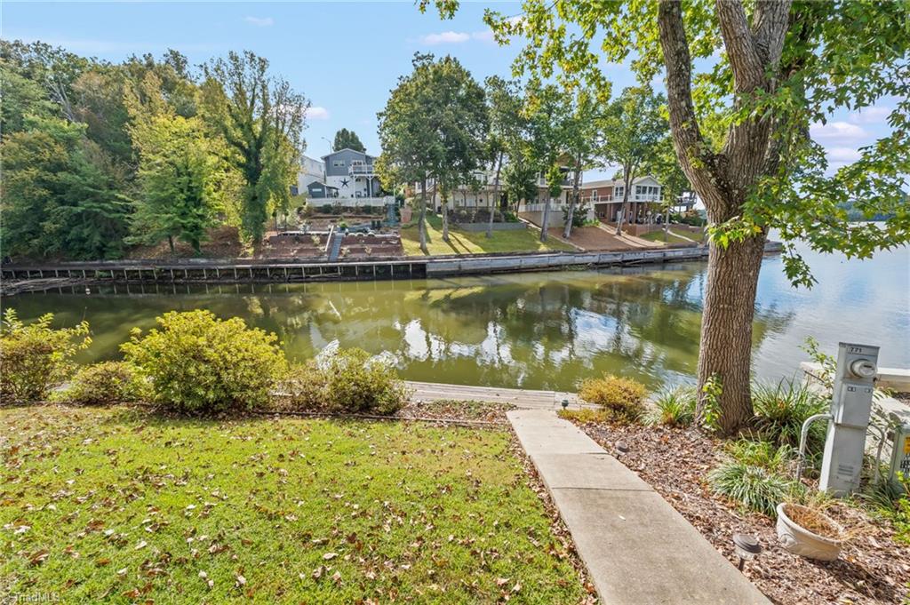 147 Badin Lake Circle Property Photo 26