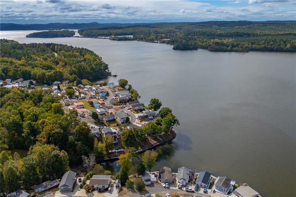 147 Badin Lake Circle Property Photo 32