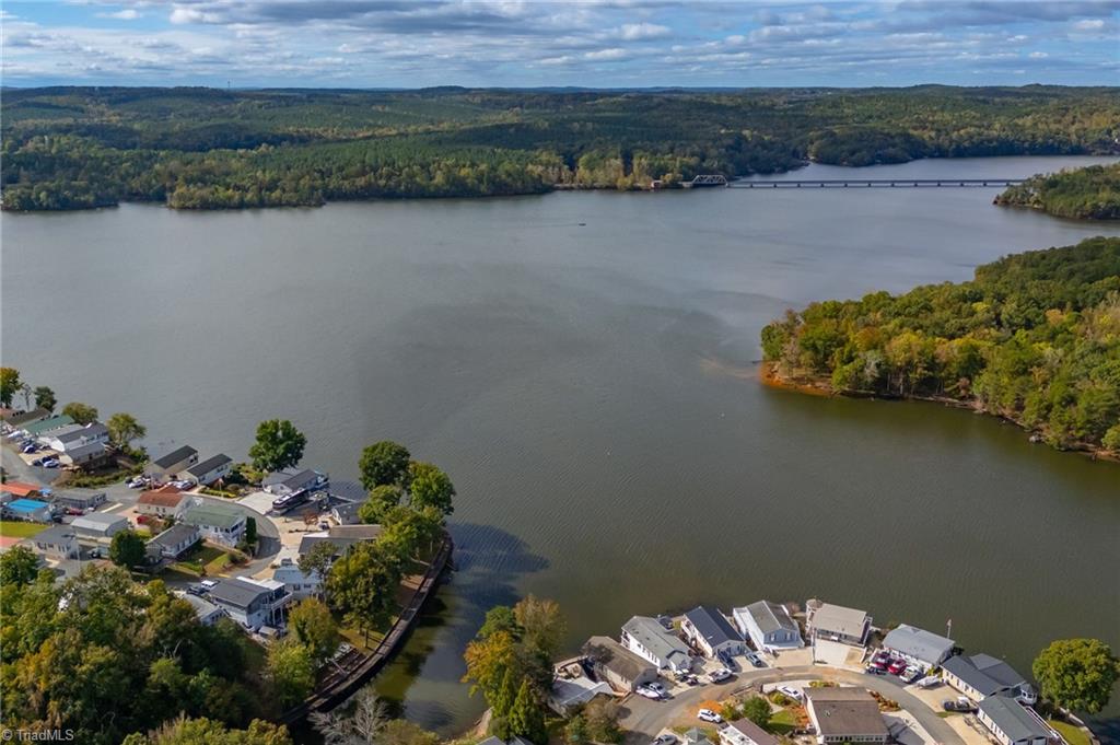 147 Badin Lake Circle Property Photo 33
