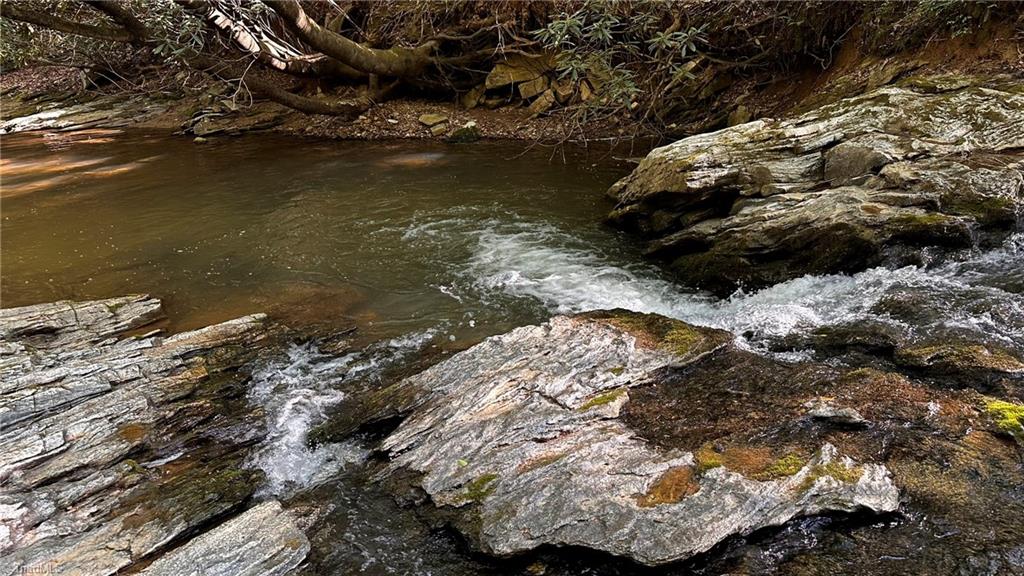 6800 Nc Highway 18 Property Photo 5