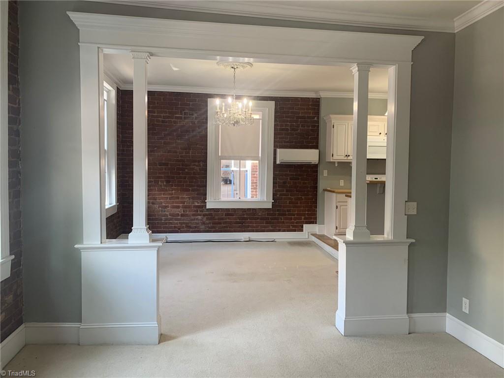 646 Washington Street Property Photo 10