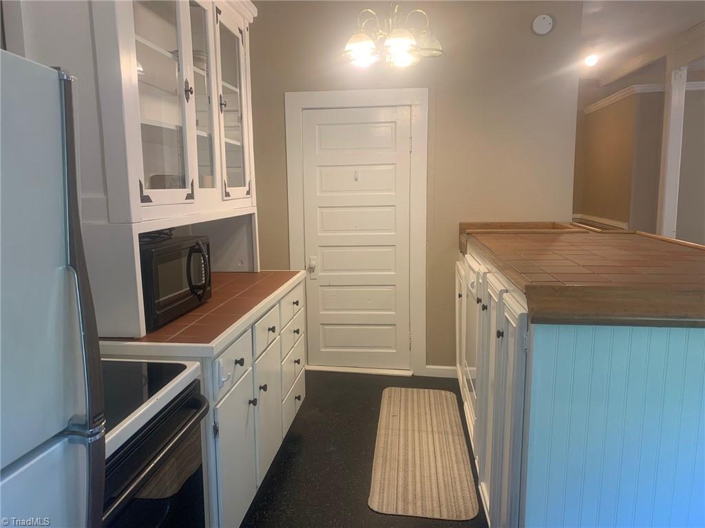 646 Washington Street Property Photo 19