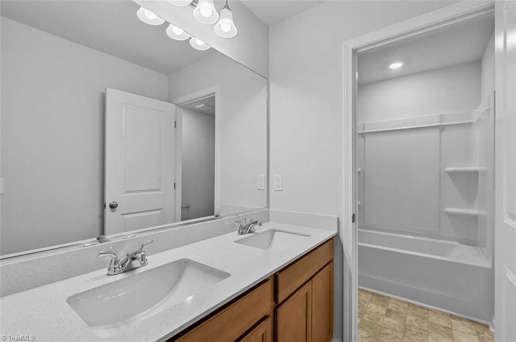 5375 Spicewood Lake Lane Property Photo 30