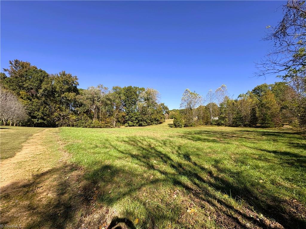 613 Barker Road Property Photo 9