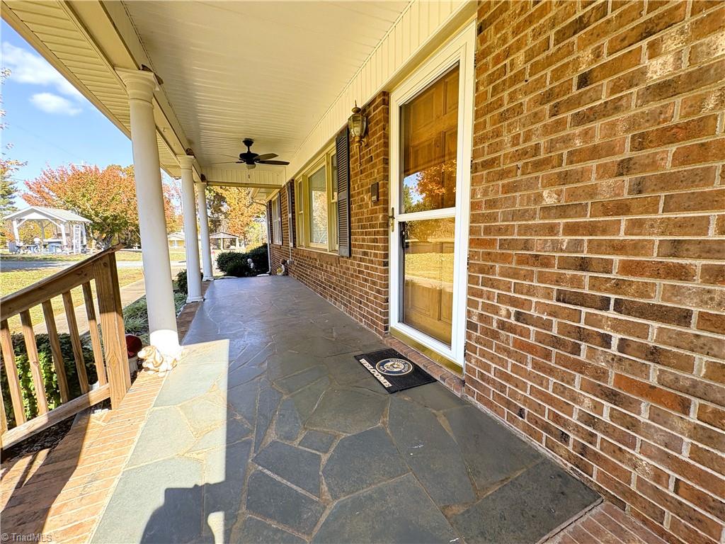 613 Barker Road Property Photo 21