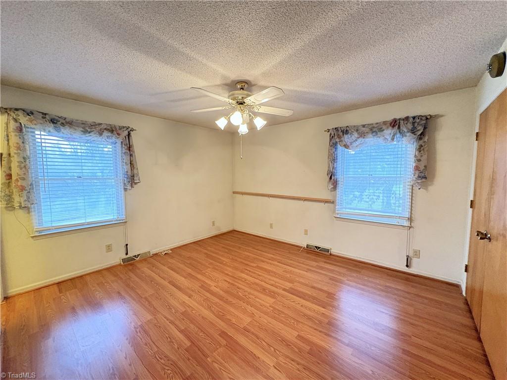 613 Barker Road Property Photo 27