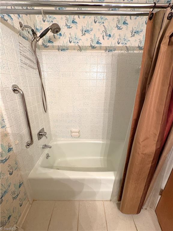 613 Barker Road Property Photo 33