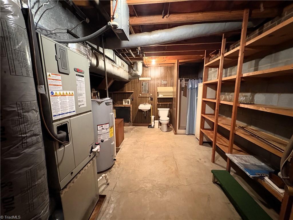 613 Barker Road Property Photo 39