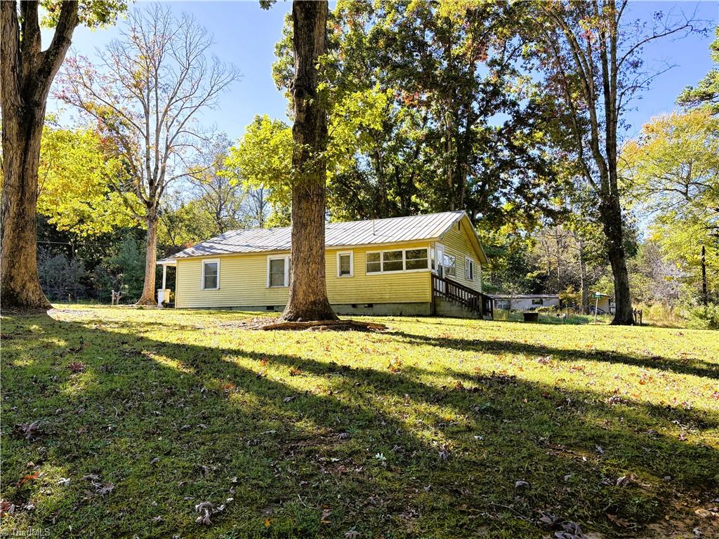 613 Barker Road Property Photo 40