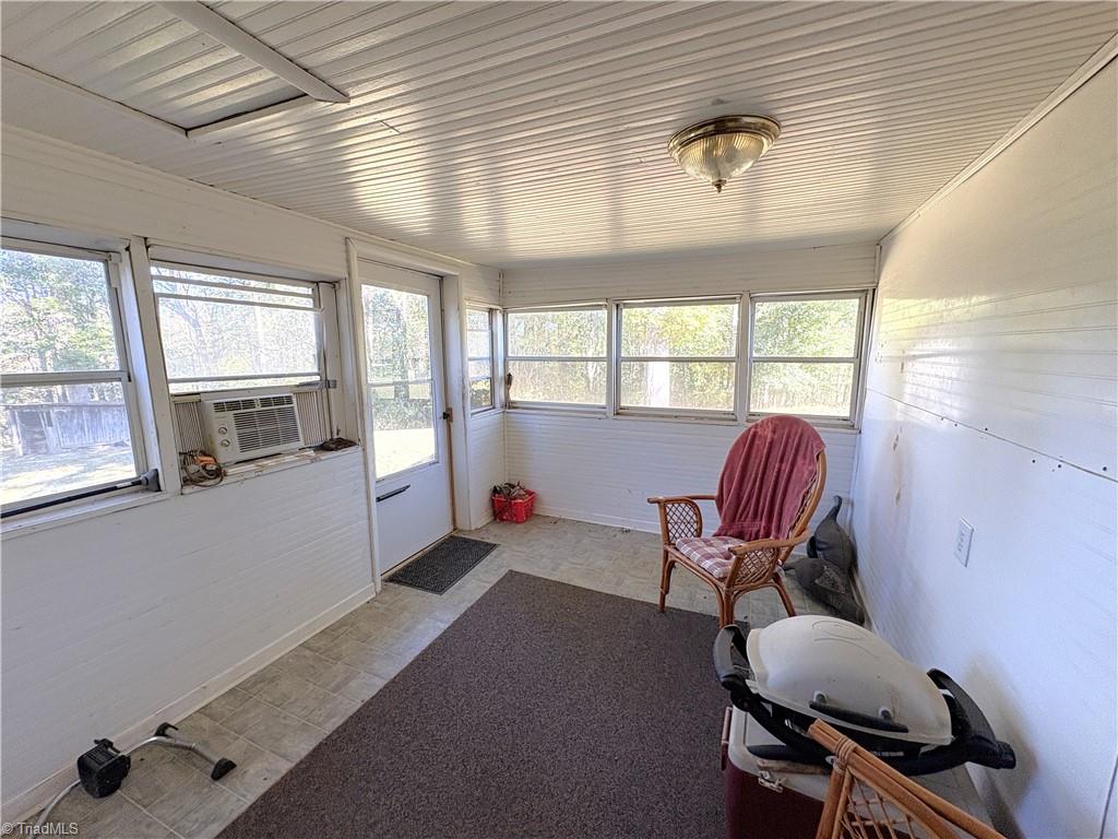 613 Barker Road Property Photo 48