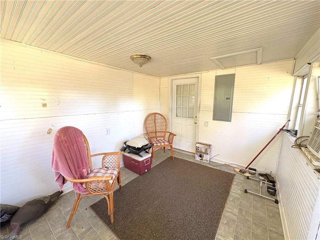 613 Barker Road Property Photo 49