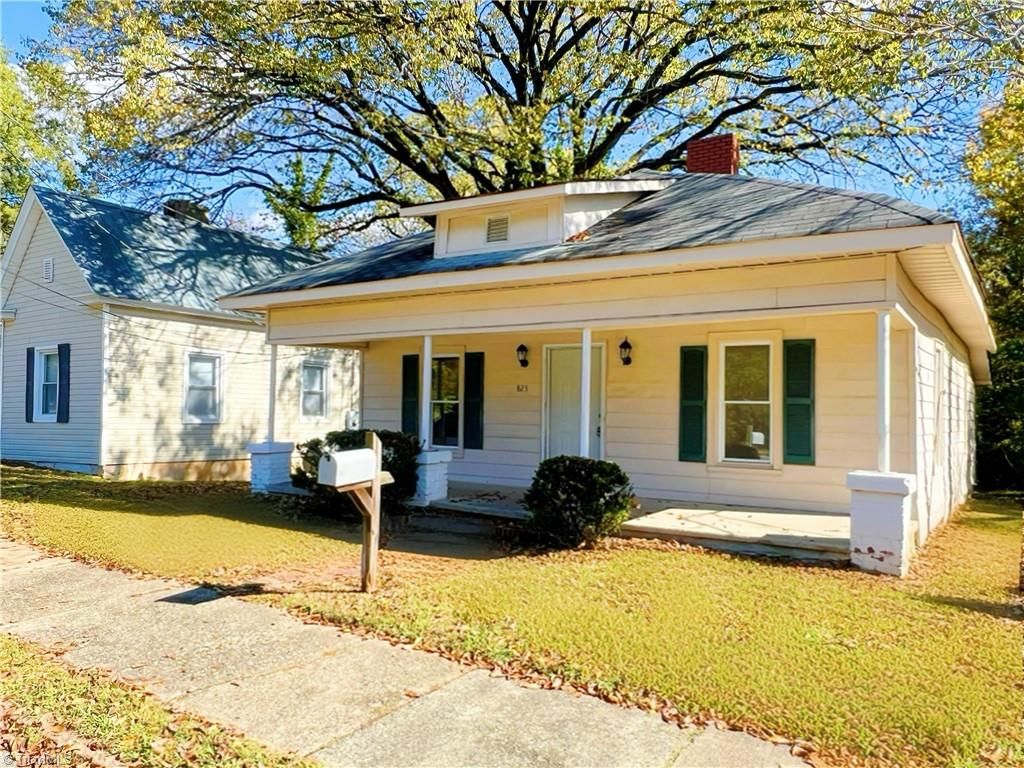 823 Silver Avenue Property Photo 2