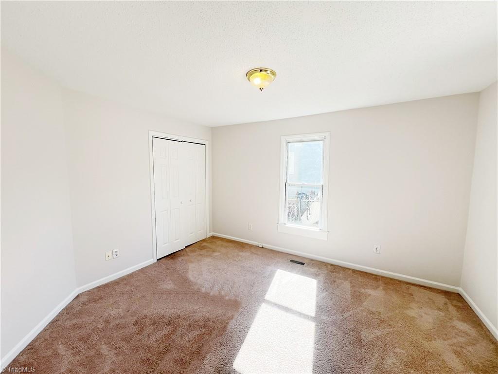 823 Silver Avenue Property Photo 4