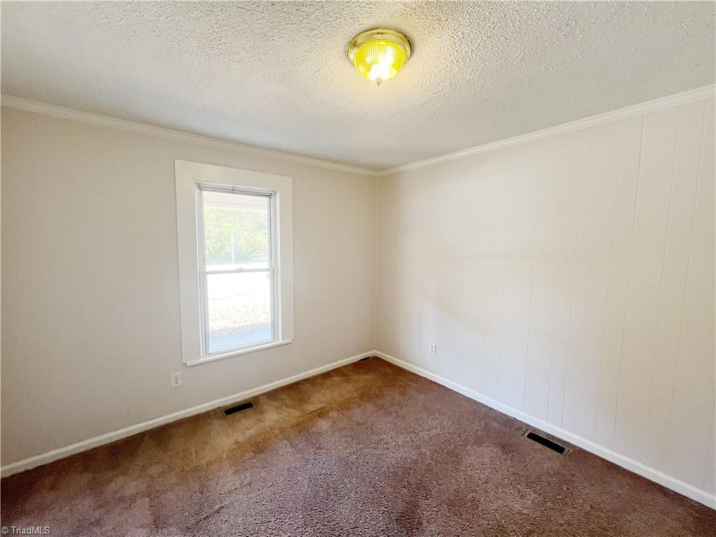 823 Silver Avenue Property Photo 7