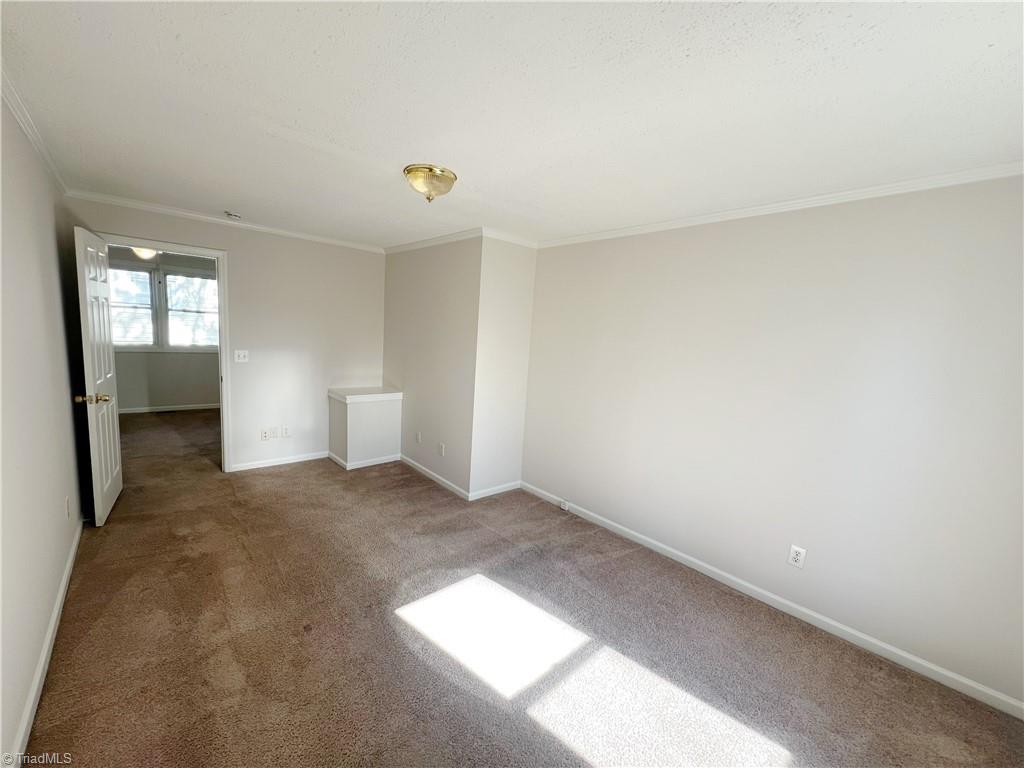 823 Silver Avenue Property Photo 11