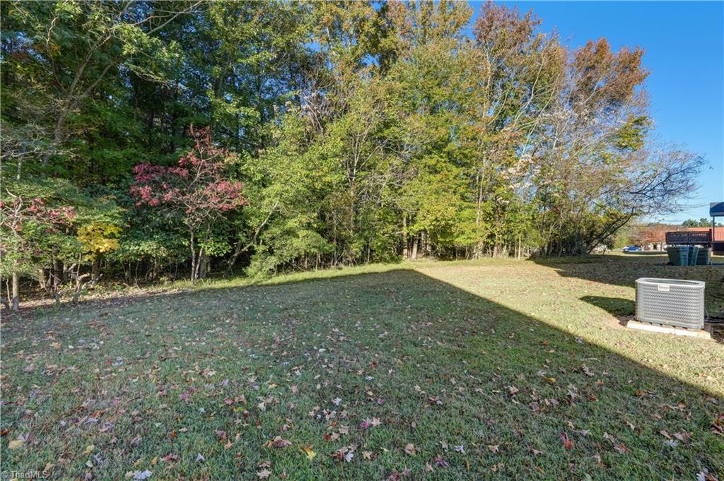 1311 Freeway Drive Property Photo 23