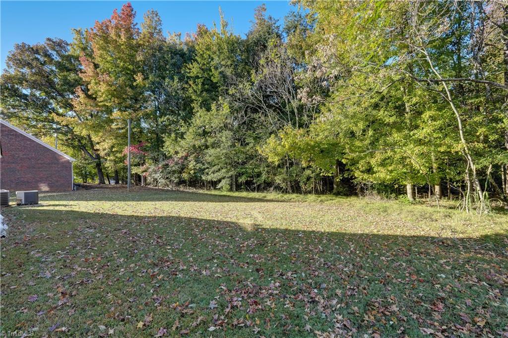 1311 Freeway Drive Property Photo 25