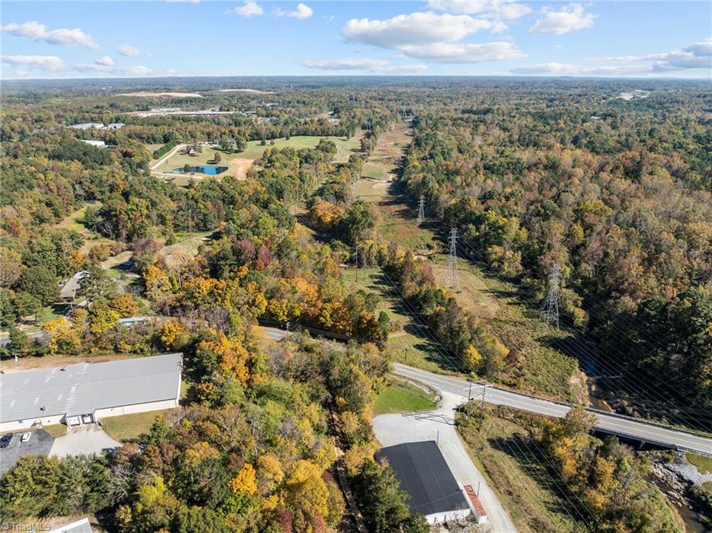 1900-1922 Baker Road Property Photo 3