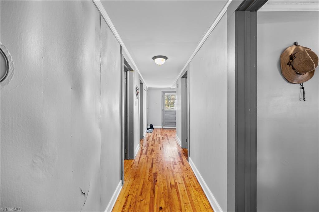2707 Moorefields Road Property Photo 11