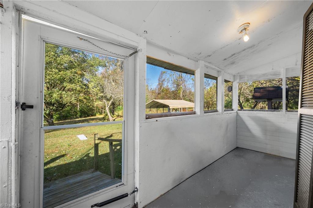 2707 Moorefields Road Property Photo 15
