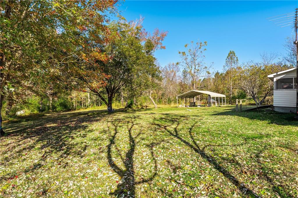 2707 Moorefields Road Property Photo 16
