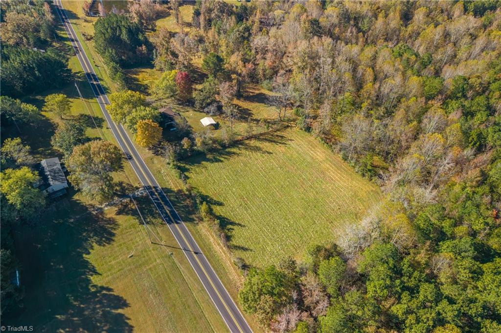 2707 Moorefields Road Property Photo 27
