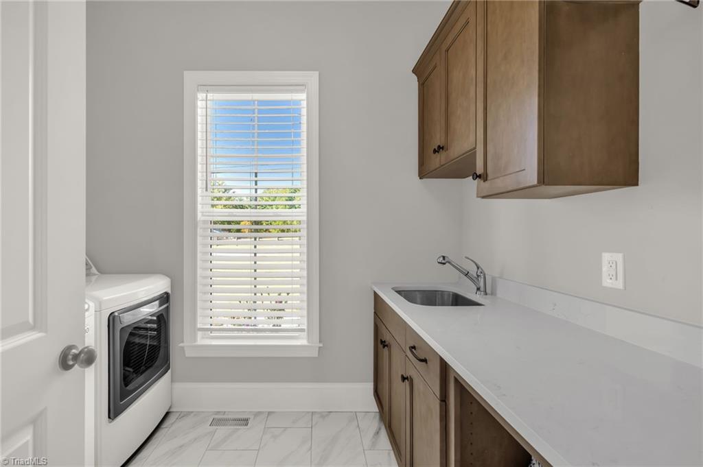 4262 Bridgehead Road Property Photo 36