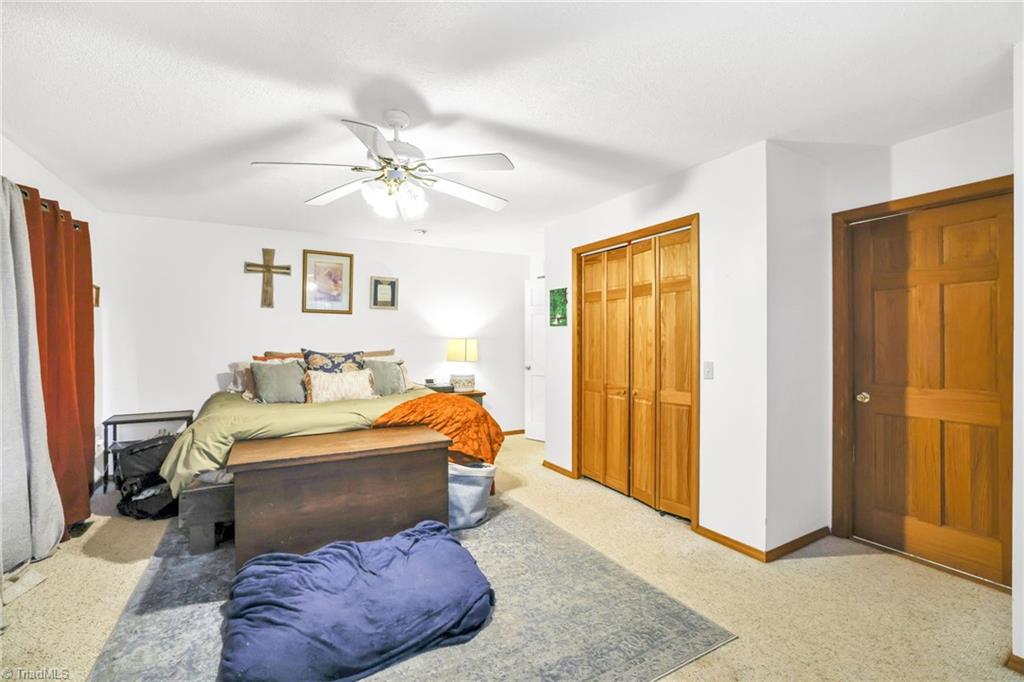 886 Jefferson Highway Property Photo 24