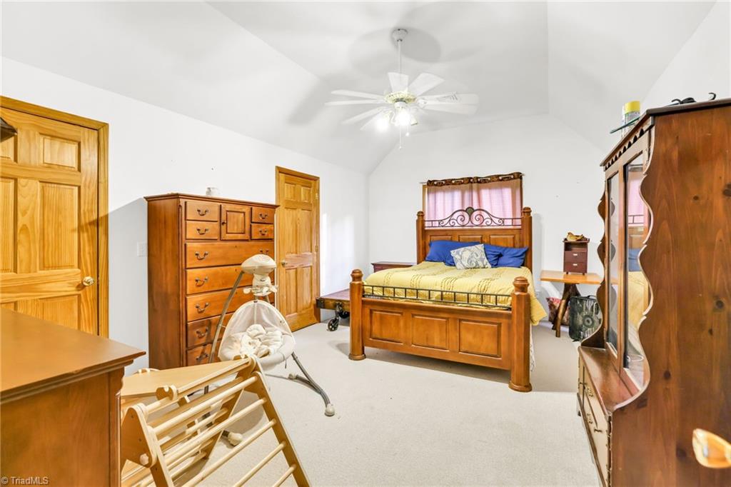 886 Jefferson Highway Property Photo 27