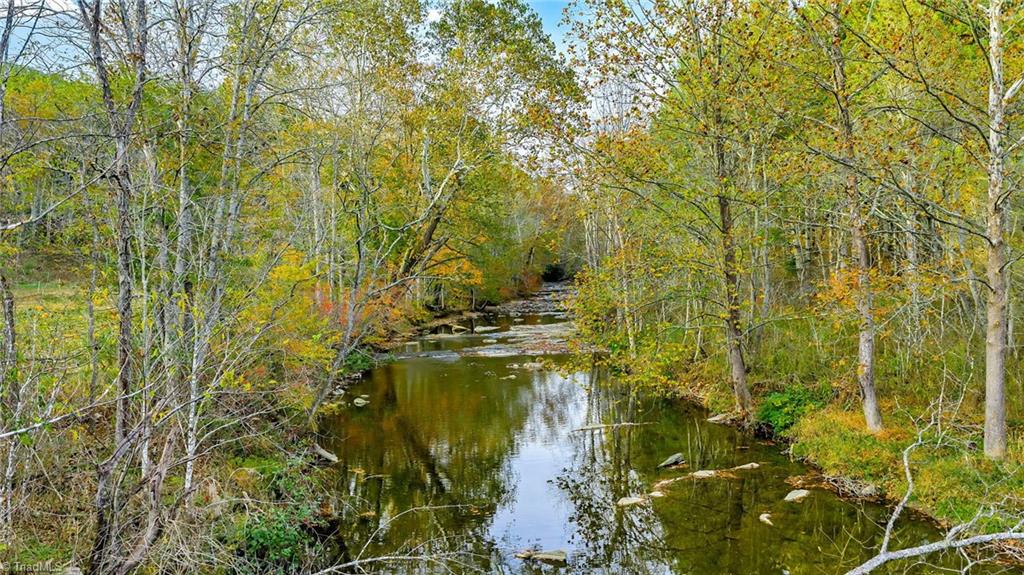 886 Jefferson Highway Property Photo 36