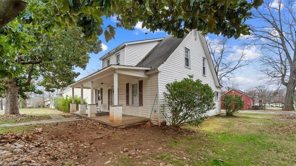 904 Merritt Drive Property Photo 4