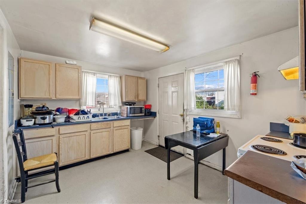 904 Merritt Drive Property Photo 6