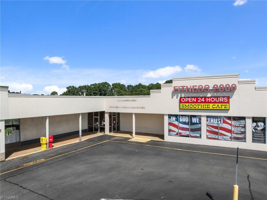 607 Main Street # 1 Property Photo 2