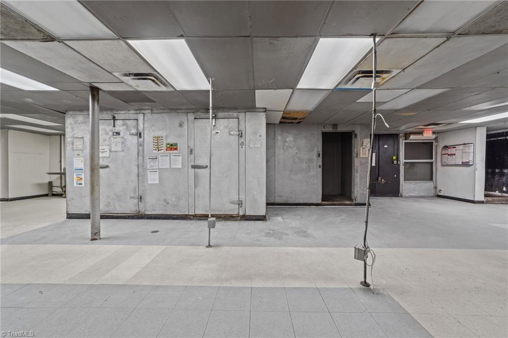 607 Main Street # 1 Property Photo 29