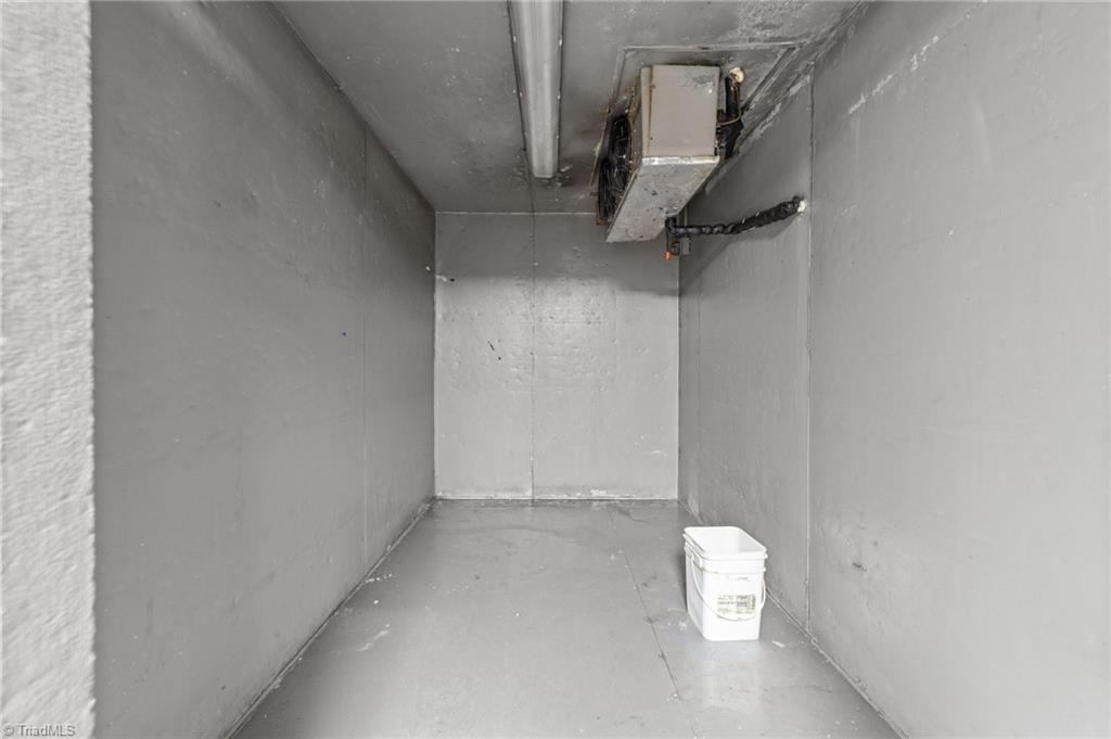 607 Main Street # 1 Property Photo 31