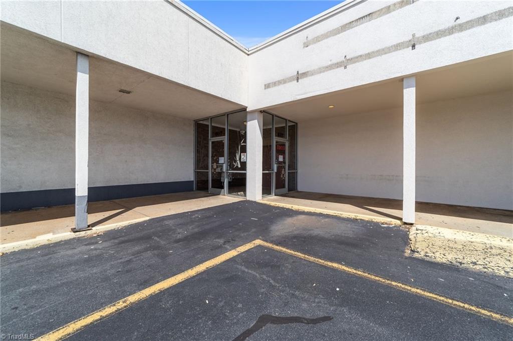 607 Main Street # 1 Property Photo 44