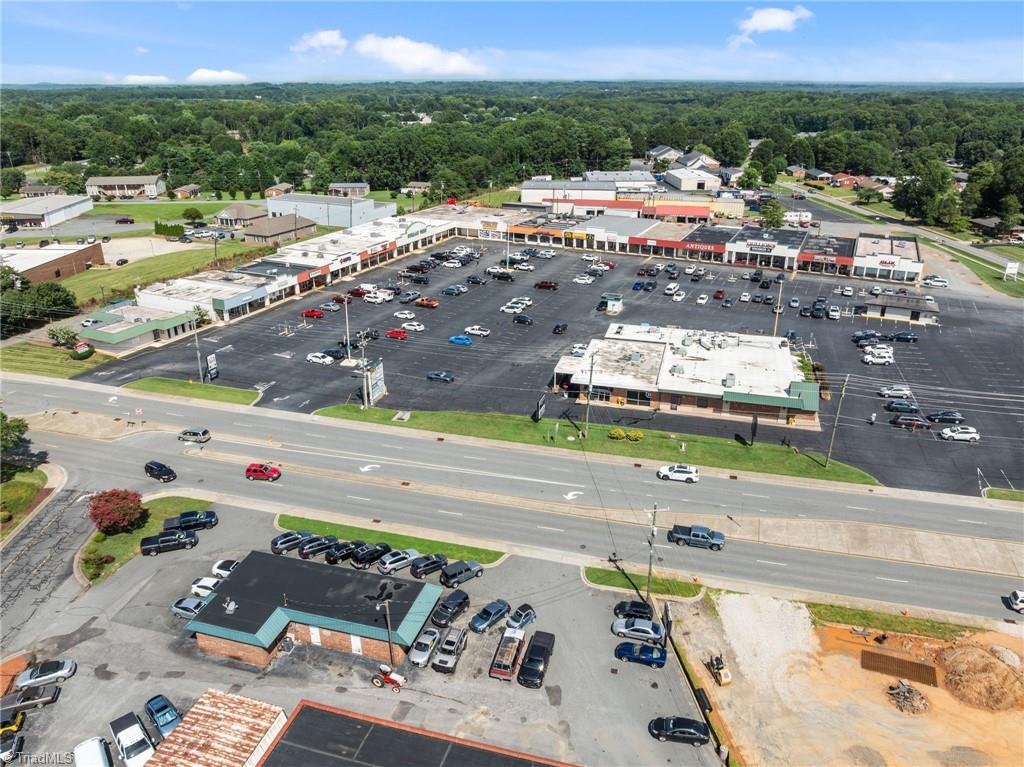 607 Main Street # 1 Property Photo 46