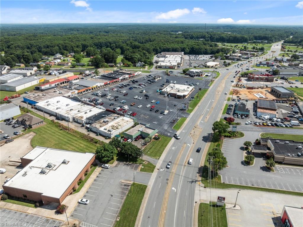 607 Main Street # 1 Property Photo 49