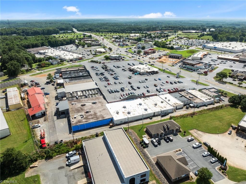 607 Main Street # 1 Property Photo 50