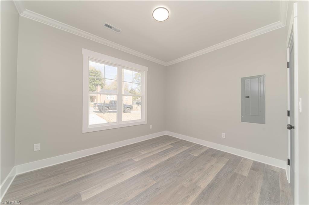 909 Franklin Street Property Photo 9