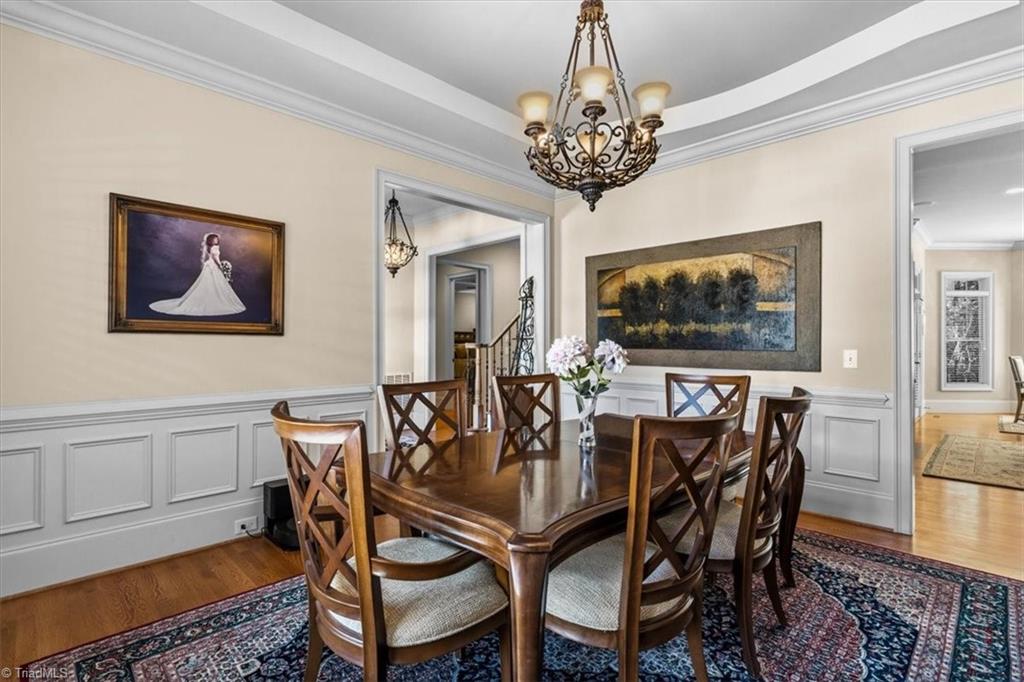 2304 Castleloch Court Property Photo 13